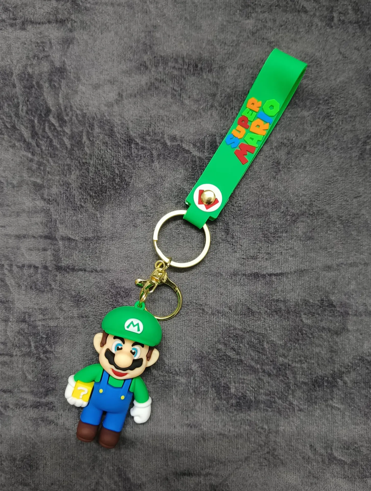 Luigi Keychain ( Mario )