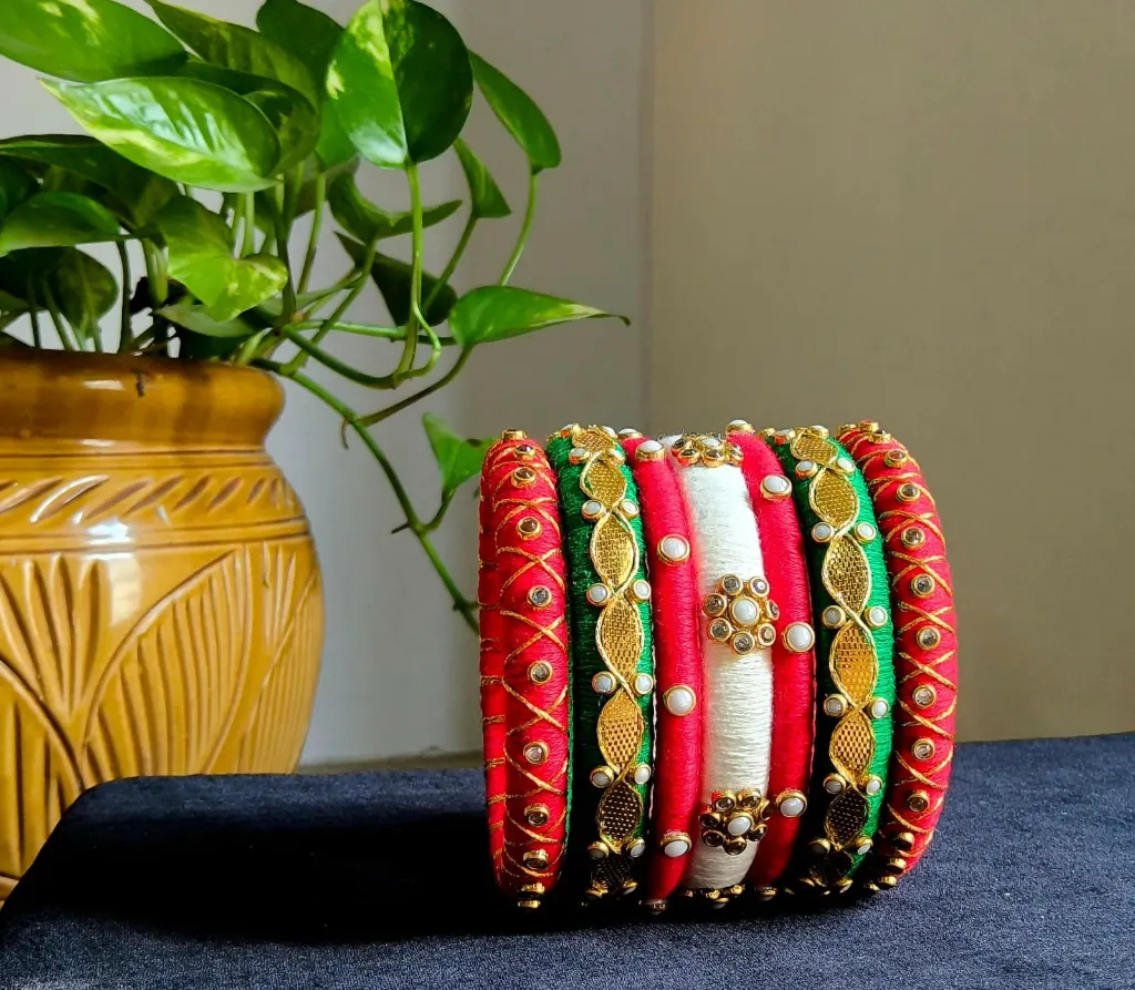 Set of 7 bangles  03