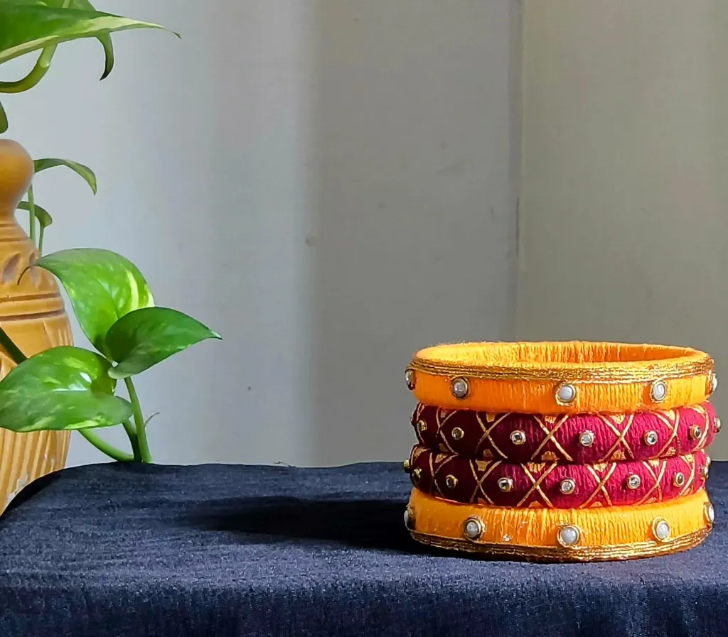 Set of 4 bangles  05