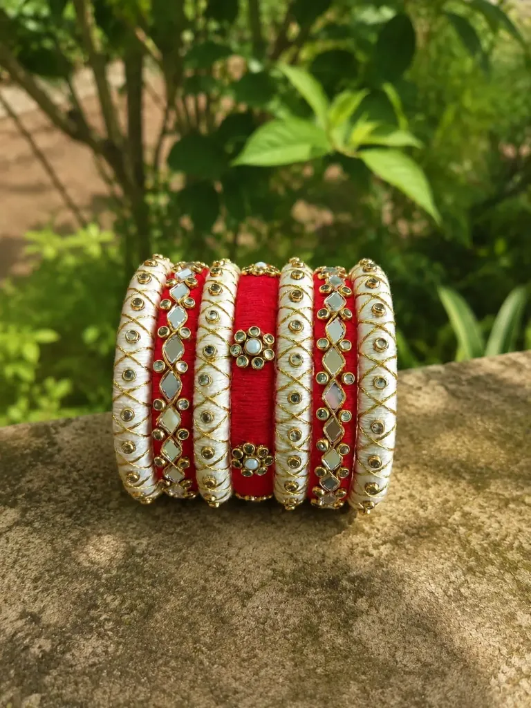 Set of 7 bangles 08
