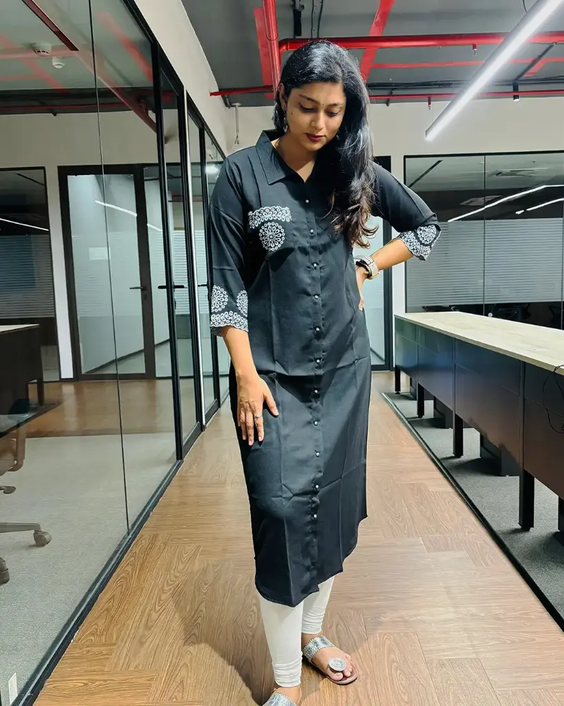 Black Embroidered Kurti (M)