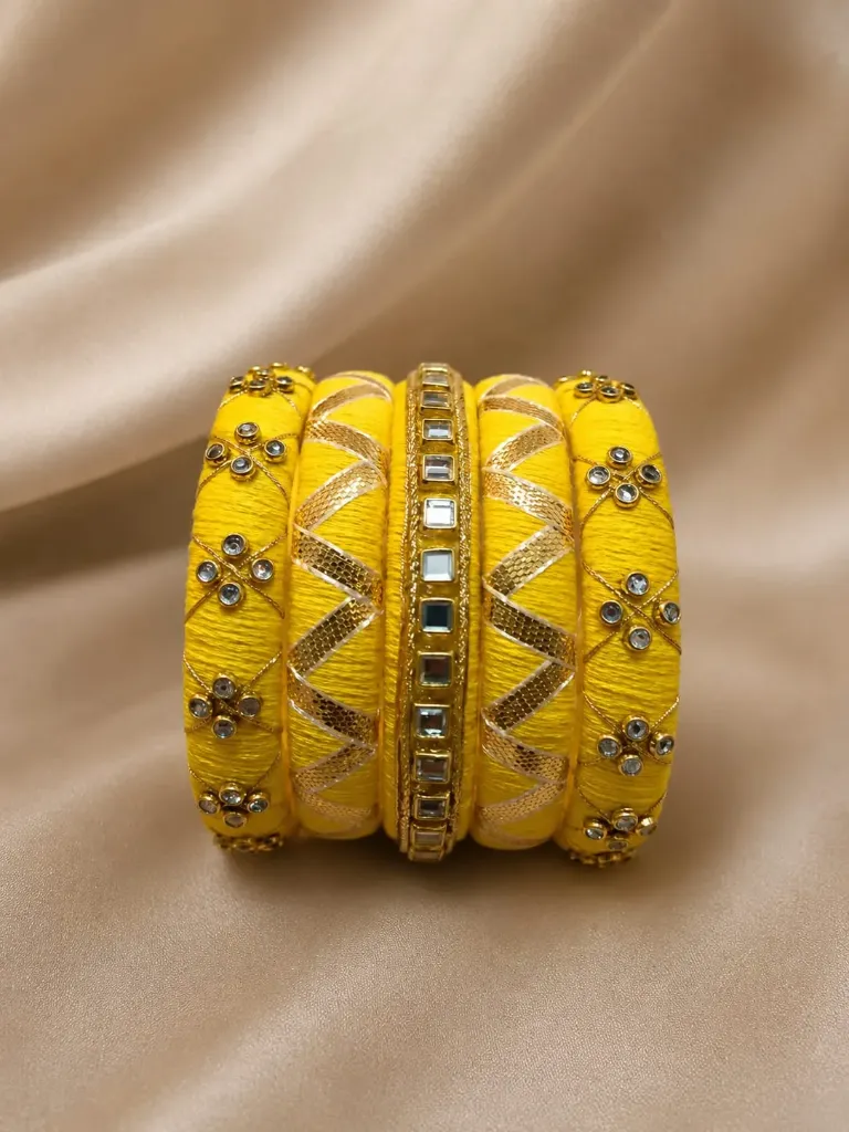 Set of 5 bangles 08